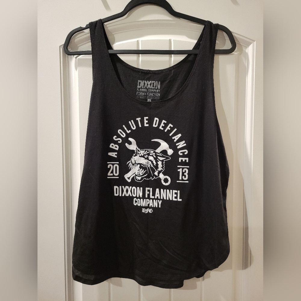 DIXXON Women's Black Graphic Tank Top